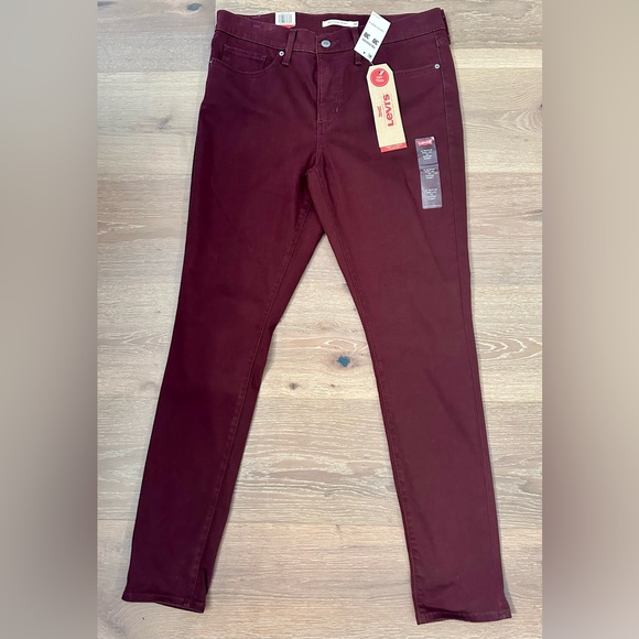 Levi’s NWT Maroon Jeans 10 - Picture 1 of 6